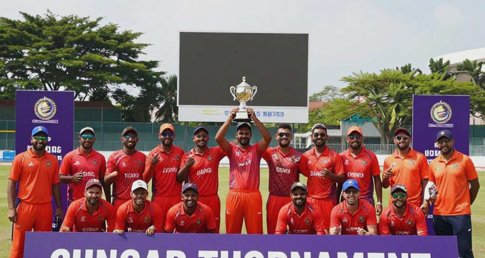 চুক্তির অদৃশ্য ওভার: ট্রান্সফার উইন্ডো, ফ্যান টোকেন আর রাজশাহীর একটি বিকেল